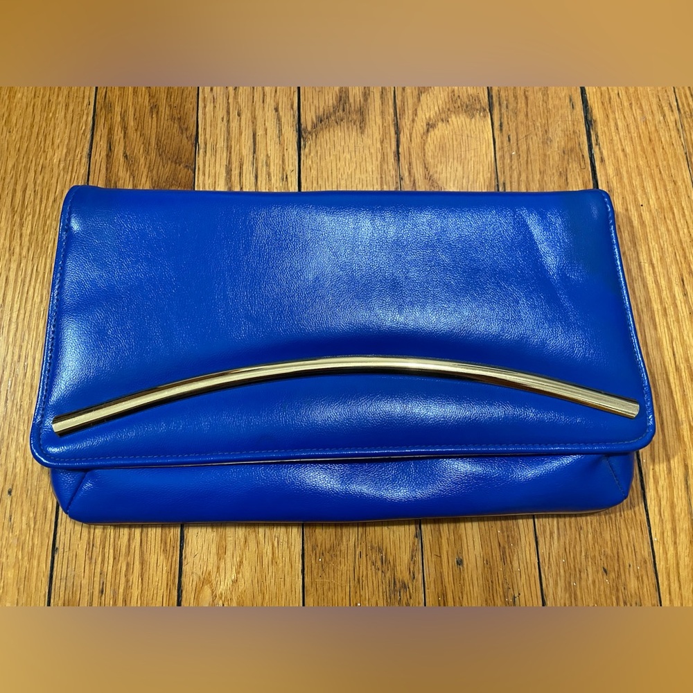 Vintage blue clutch